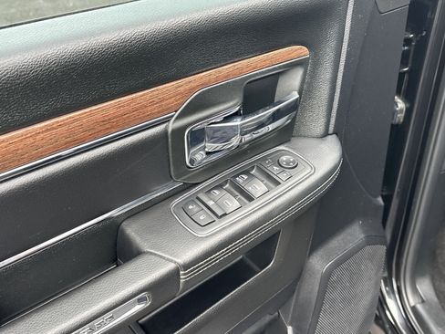 Used 2018 RAM 2500 Laramie w/ Off Road Package image 15