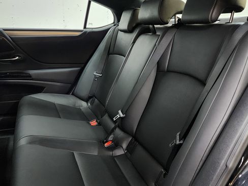 Used 2022 Lexus ES 350 F Sport w/ Accessory Package 2 image 18