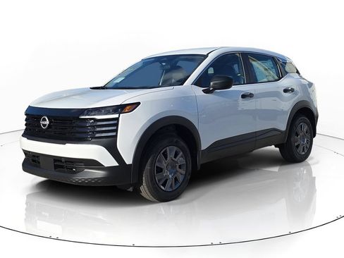 New 2026 Nissan Kicks S FWD image 3