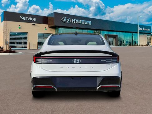 New 2026 Hyundai Sonata SEL FWD image 6