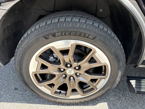 Used 2025 Ford Expedition King Ranch AWD/4WD image 17