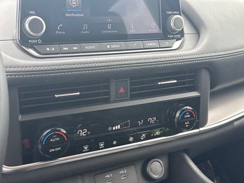 Certified 2026 Nissan Rogue SV AWD/4WD image 20