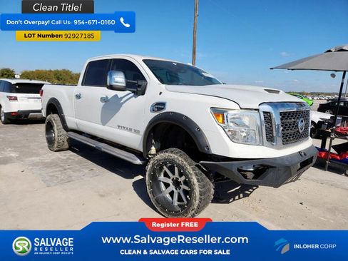 Used 2016 Nissan Titan SV image 5