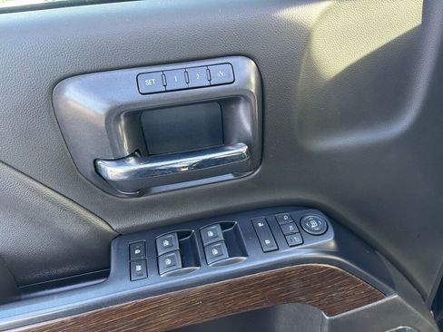 Used 2018 GMC Sierra 1500 Denali w/ Denali Ultimate Package image 17