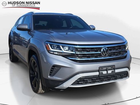 Used 2020 Volkswagen Atlas Cross Sport SEL image 1