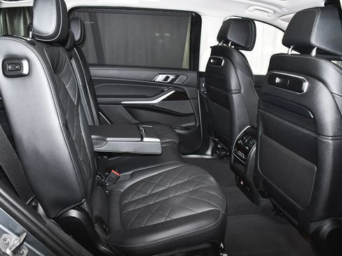 Used 2024 BMW X7 xDrive40i AWD/4WD image 60