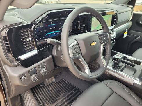 New 2026 Chevrolet Silverado 1500 LTZ w/ LTZ Convenience Package II image 9