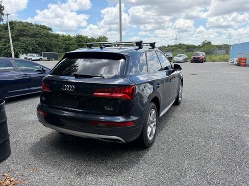 Used 2018 Audi Q5 2.0T Premium w/ Convenience Package AWD/4WD image 3