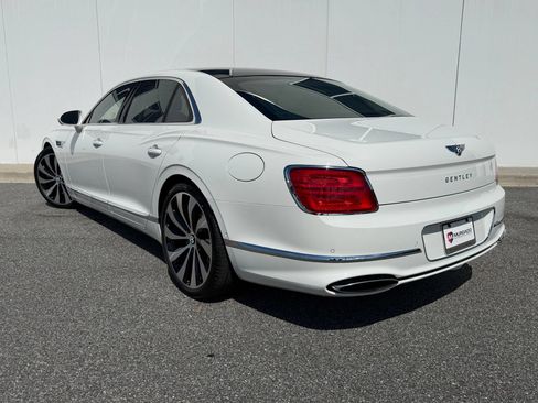 New 2026 Bentley Flying Spur Plug-In Hybrid AWD/4WD image 2