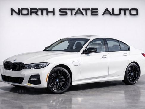 Used 2022 BMW 330e w/ M Sport Package image 1