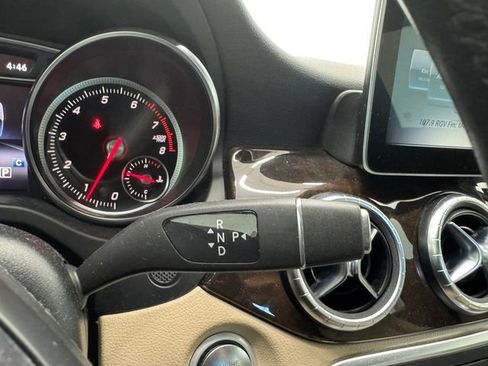 Used 2018 Mercedes-Benz CLA 250 image 27