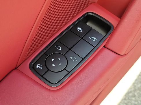 Certified 2024 Porsche 911 Carrera S RWD image 26