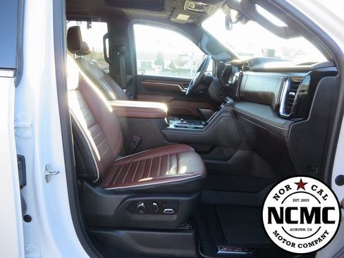 Used 2024 GMC Sierra 3500 Denali Ultimate image 61