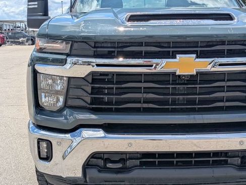Used 2026 Chevrolet Silverado 2500 LT w/ All Star Edition AWD/4WD image 10