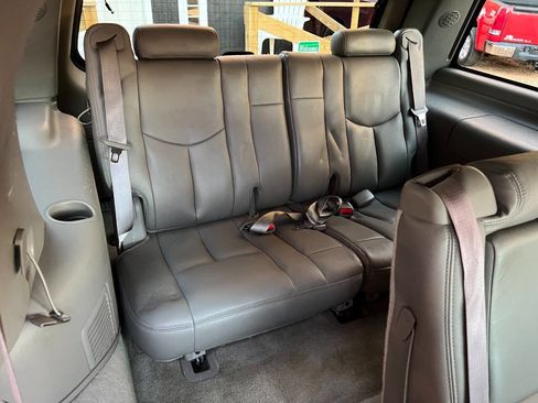 Used 2004 Chevrolet Tahoe LT w/ LT Preferred Equipment Group image 18