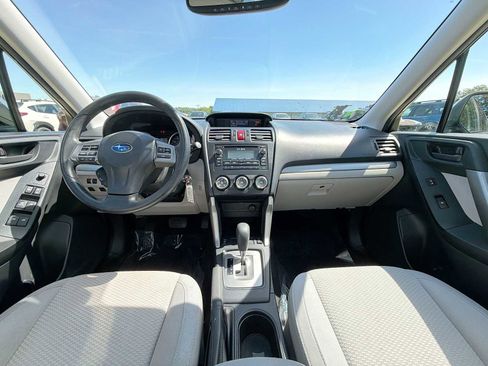 Used 2015 Subaru Forester 2.5i Premium w/ All-Weather Package AWD/4WD image 12