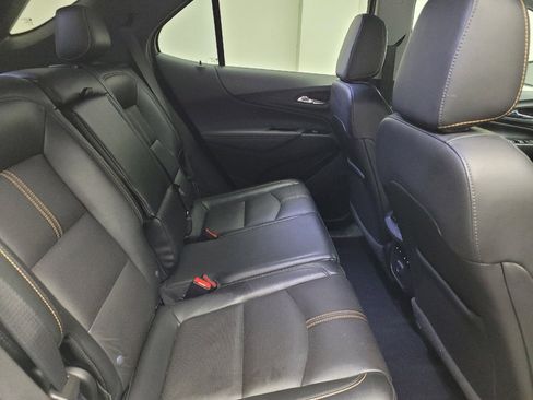 Used 2022 Chevrolet Equinox Premier image 19