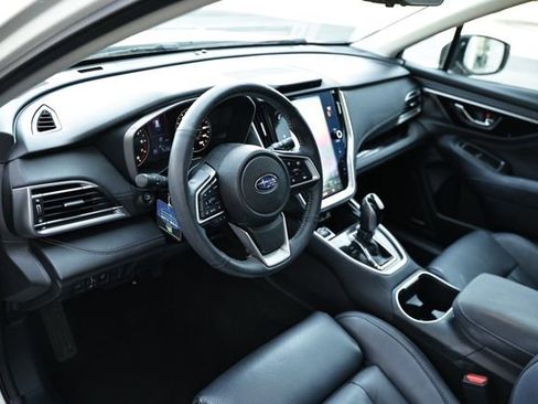 Used 2025 Subaru Outback Touring XT AWD/4WD image 19