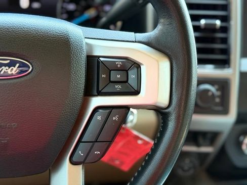 Used 2021 Ford F350 Lariat AWD/4WD image 28