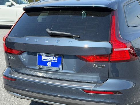 New 2026 Volvo V60 B5 Cross Country Plus w/ Protection Package Premier AWD/4WD image 5