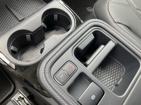 New 2025 Ford Mustang Mach-E Select w/ Comfort Package Lite image 28