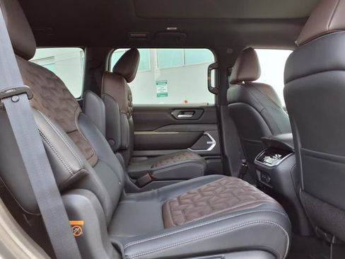 New 2025 Nissan Armada Platinum AWD/4WD image 7