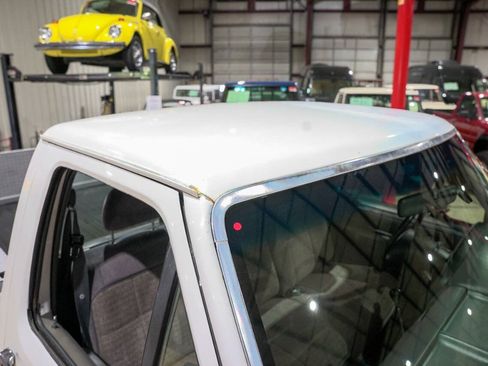 Used 1992 Ford F250 4x4 Regular Cab image 19