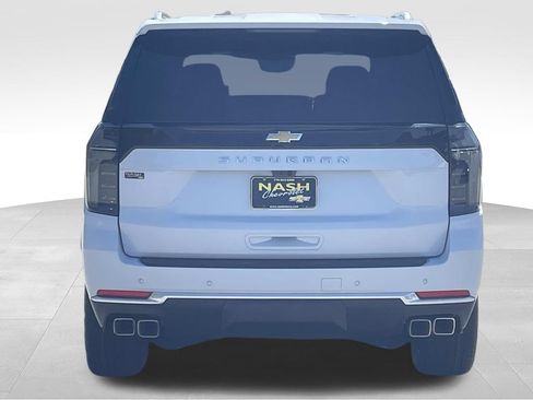 New 2026 Chevrolet Suburban High Country AWD/4WD image 4