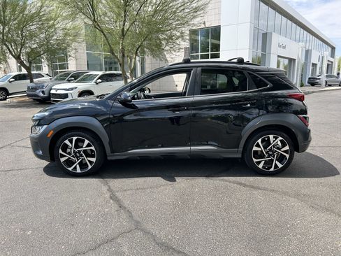 Used 2023 Hyundai Kona Limited FWD image 2
