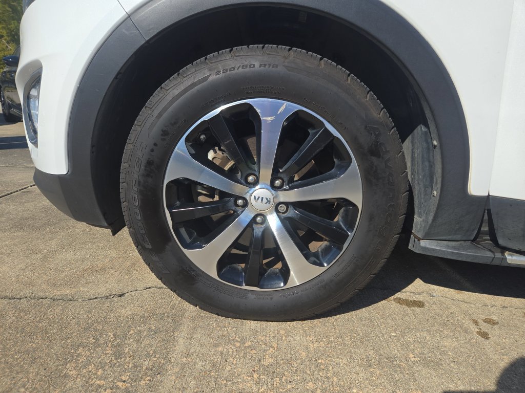 Used 2017 Kia Sorento EX FWD image 30