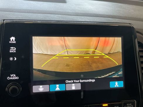 Used 2019 Honda Odyssey EX image 17