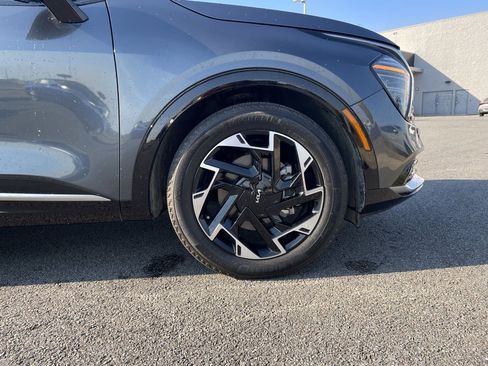 Used 2023 Kia Sportage SX image 32