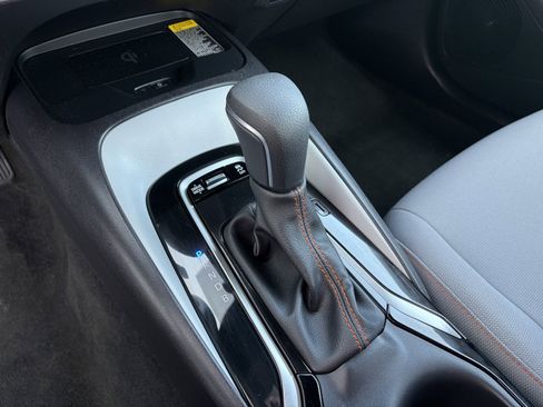 Used 2025 Toyota Corolla FX w/ Convenience Package FWD image 21