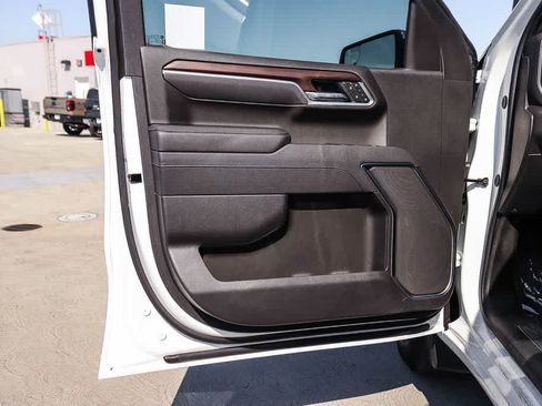 Used 2025 GMC Sierra 1500 SLT RWD image 22