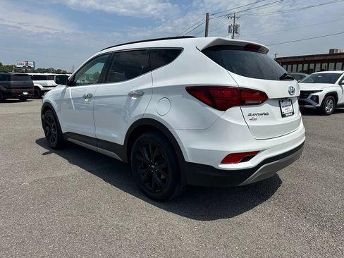 Used 2018 Hyundai Santa Fe Sport w/ 2.0T Ultimate Tech Package 05 AWD/4WD image 7