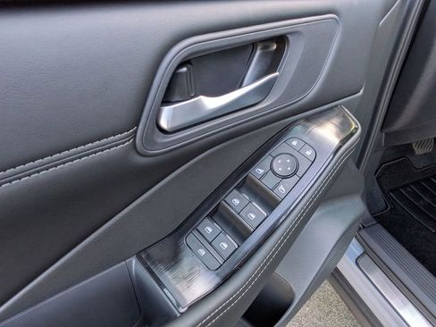 New 2026 Nissan Rogue SV FWD image 12