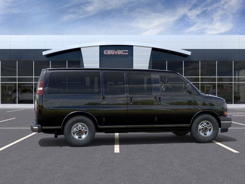 New 2025 GMC Savana 2500 LT w/ LT Preferred Equipment Group image 5