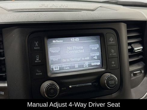 Used 2024 RAM 2500 Tradesman w/ Chrome Appearance Group image 33