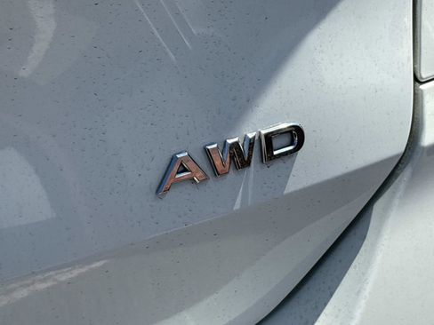 Used 2019 Nissan Rogue S image 10