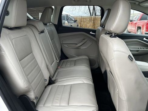 Used 2018 Ford Escape SEL image 22