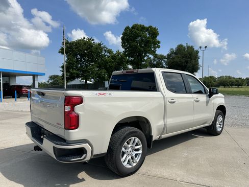 Used 2026 Chevrolet Silverado 1500 RST AWD/4WD image 5