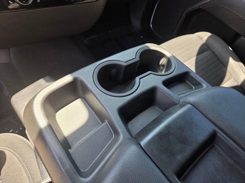 Used 2023 Chevrolet Silverado 1500 LT AWD/4WD image 27