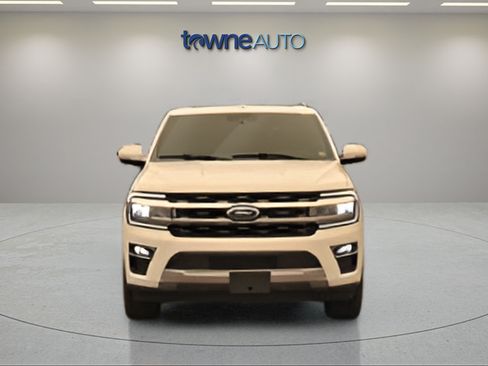 Used 2024 Ford Expedition Limited AWD/4WD image 8