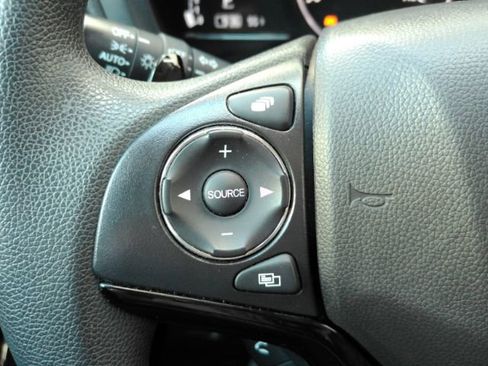 Used 2022 Honda HR-V EX image 35