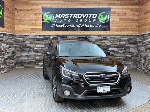 Used 2019 Subaru Outback 2.5i Limited AWD/4WD image 3