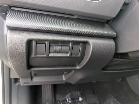 New 2025 Subaru Crosstrek 2.5i Limited w/ Popular Package #4A image 18