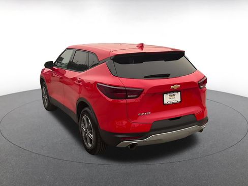 Used 2026 Chevrolet Blazer LT FWD image 9