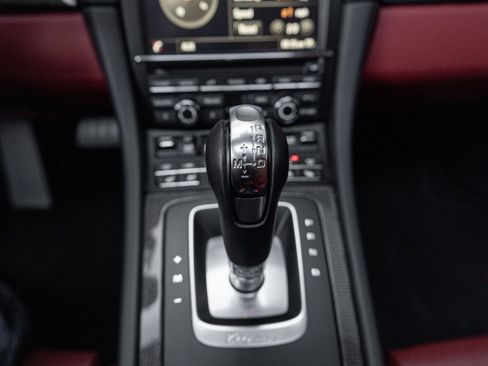 Certified 2014 Porsche 911 Turbo S image 26