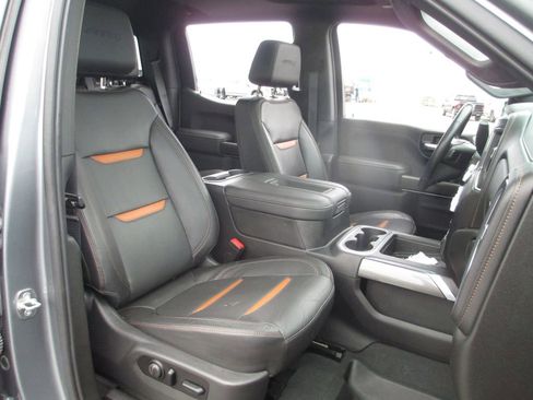 Used 2021 GMC Sierra 1500 AT4 w/ AT4 Premium Package AWD/4WD image 28
