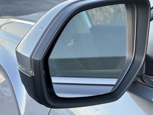 Certified 2024 Volkswagen Atlas SE image 12